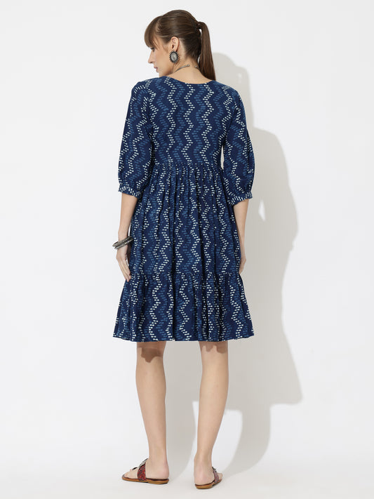 V-Neck Block Printed Modern Print Dress with Pockets
