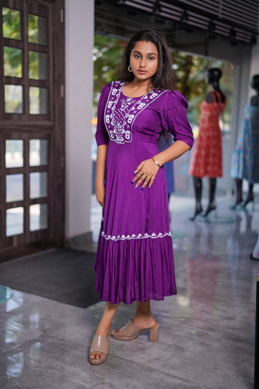 Embroidered Muslin Cotton Midi Dress – Fit & Flare Elegance