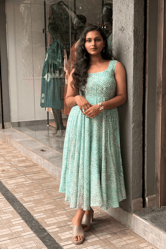 Green Shibori Dress – Back Bow, Circle Cut Skirt & Pleated Sleeve Detail
