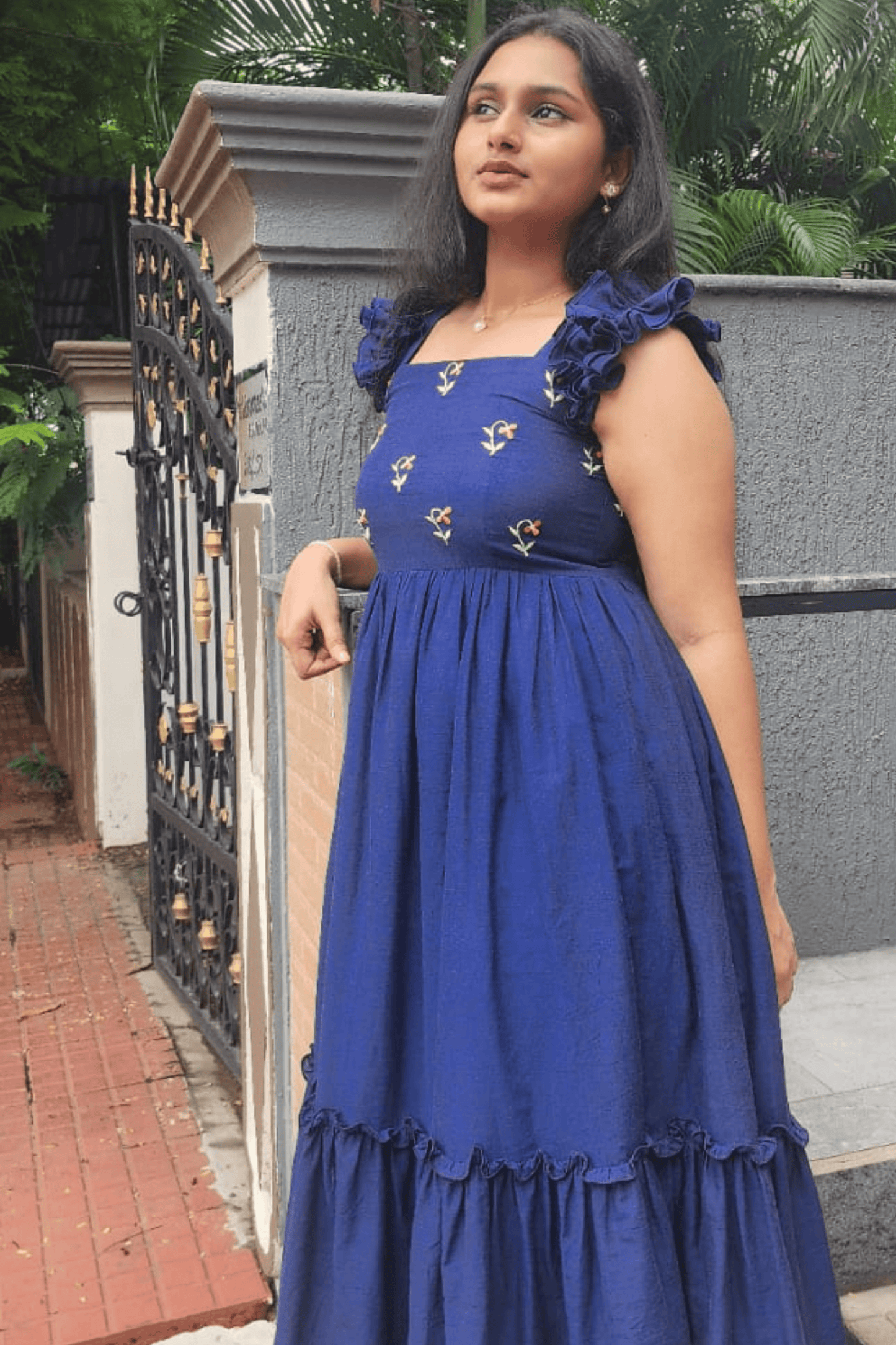 Handwoven Jamdani Dress – Floral Embroidered Yoke & Ruffle Sleeves