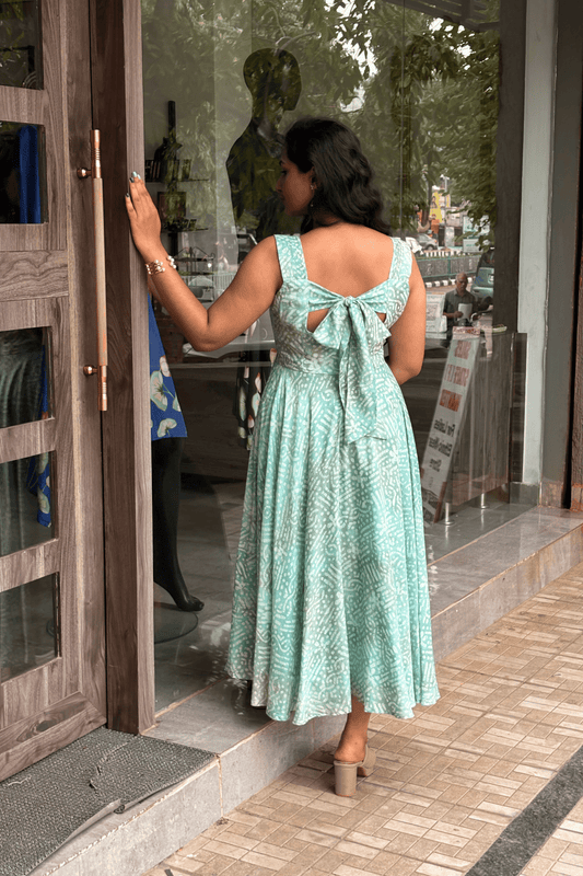 Green Shibori Dress – Back Bow, Circle Cut Skirt & Pleated Sleeve Detail